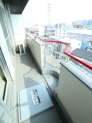 ロ－タリ－マンション大日の物件内観写真